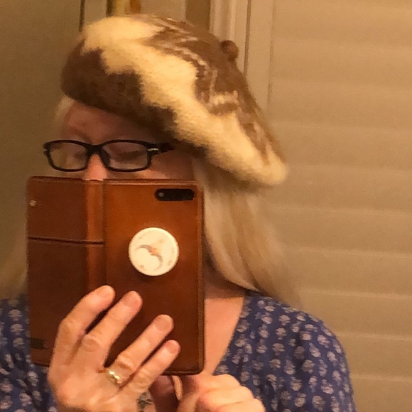 Beret Vintage Wool Hat. - Picture 3 of 6